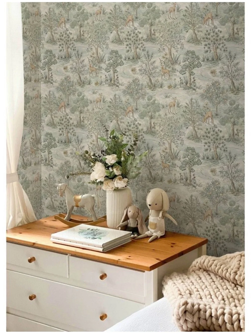 Brewster Peel and Stick Wallpaper Bramble Wintergreen (2 Rolls)